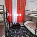 Central Hostel Milano אכסניה