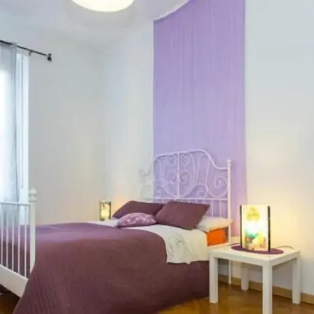 Central Hostel Milano Хостел *