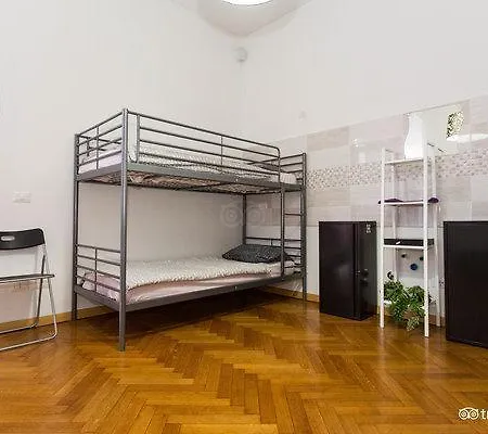 אכסניה Central Hostel Milano מילאנו