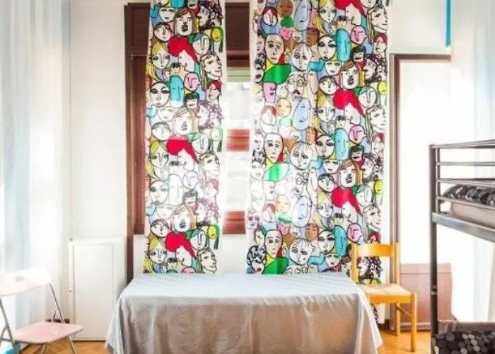 Central Hostel Milano Хостел