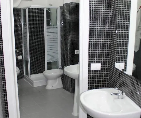 Central Hostel Milano Милан