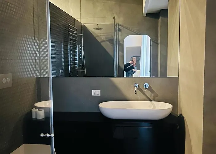 Central Hostel Milano Хостел