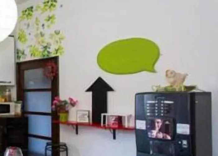 Central Hostel Milano Хостел