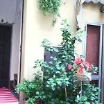 Central Hostel Milano Hostel