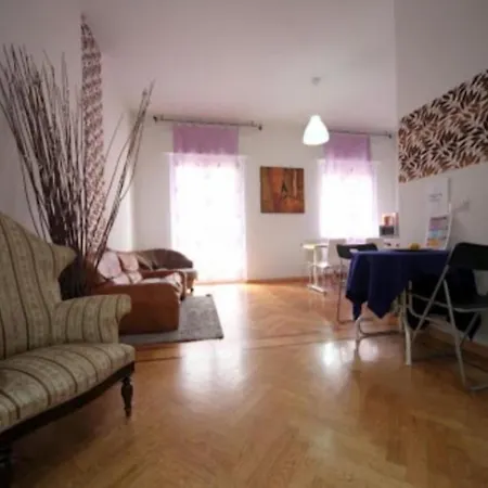 Central Hostel Milano * Milánó